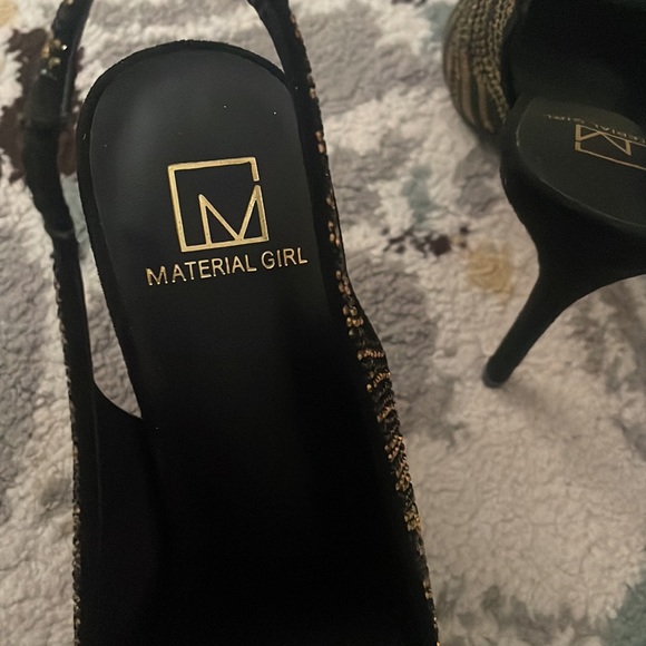 New Material Girl gold & black embellished stiletto sling back heels Size 8.5 - Picture 6 of 8